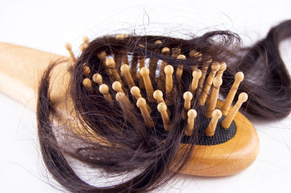 Alopecia areata foi associada a maiores riscos de comorbidades autoimunes e psiquiátricas