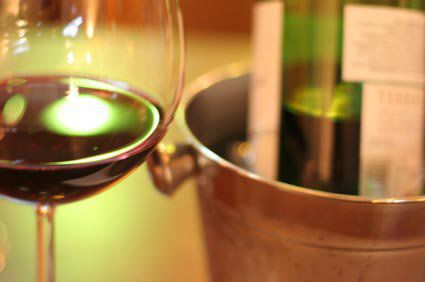 Consumo moderado de vinho em diab&eacute;ticos tipo 2 pode ajudar no controle da glicemia e do colesterol