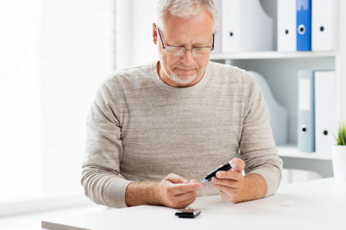 Idade no início do diabetes tem implicações importantes para os resultados da doença, com piores resultados naqueles diagnosticados mais jovens