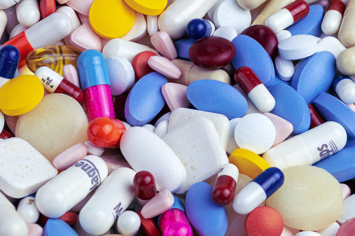 Medicamentos comuns se acumulam nas bactérias intestinais, o que pode reduzir a eficácia do medicamento e alterar o microbioma intestinal
