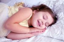 A apneia obstrutiva do sono é comum em crianças e pode afetar a pressão arterial e a saúde do coração