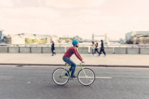 Caminhada e ciclismo são bons para a saúde, mesmo em cidades com altos níveis de poluição do ar