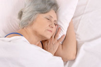 Dormir 5 horas ou menos aumenta o risco de múltiplas doenças crônicas