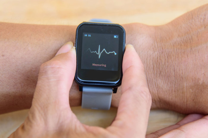 Contrações atriais e ventriculares prematuras detectadas em ECGs de formato vestível podem predizer eventos cardiovasculares