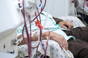 Eventos cardiovasculares aumentam o risco de insuficiência renal com terapia renal substitutiva
