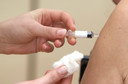 Vacinação contra febre amarela: vacine-se dez dias antes de viajar para a região Centro-Oeste